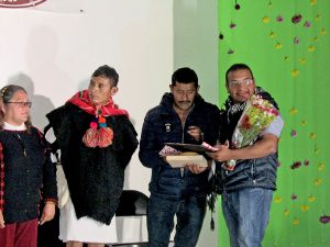 Vidulfo Rosales Sierra lors de l'événement organisé pour la remise des prix jTatic Samuel Jcanan Lum, Chiapas, janvier 2018 © SIPAZ Vidulfo Rosales Sierra lors de l'événement organisé pour la remise des prix jTatic Samuel Jcanan Lum, Chiapas, janvier 2018 © SIPAZ